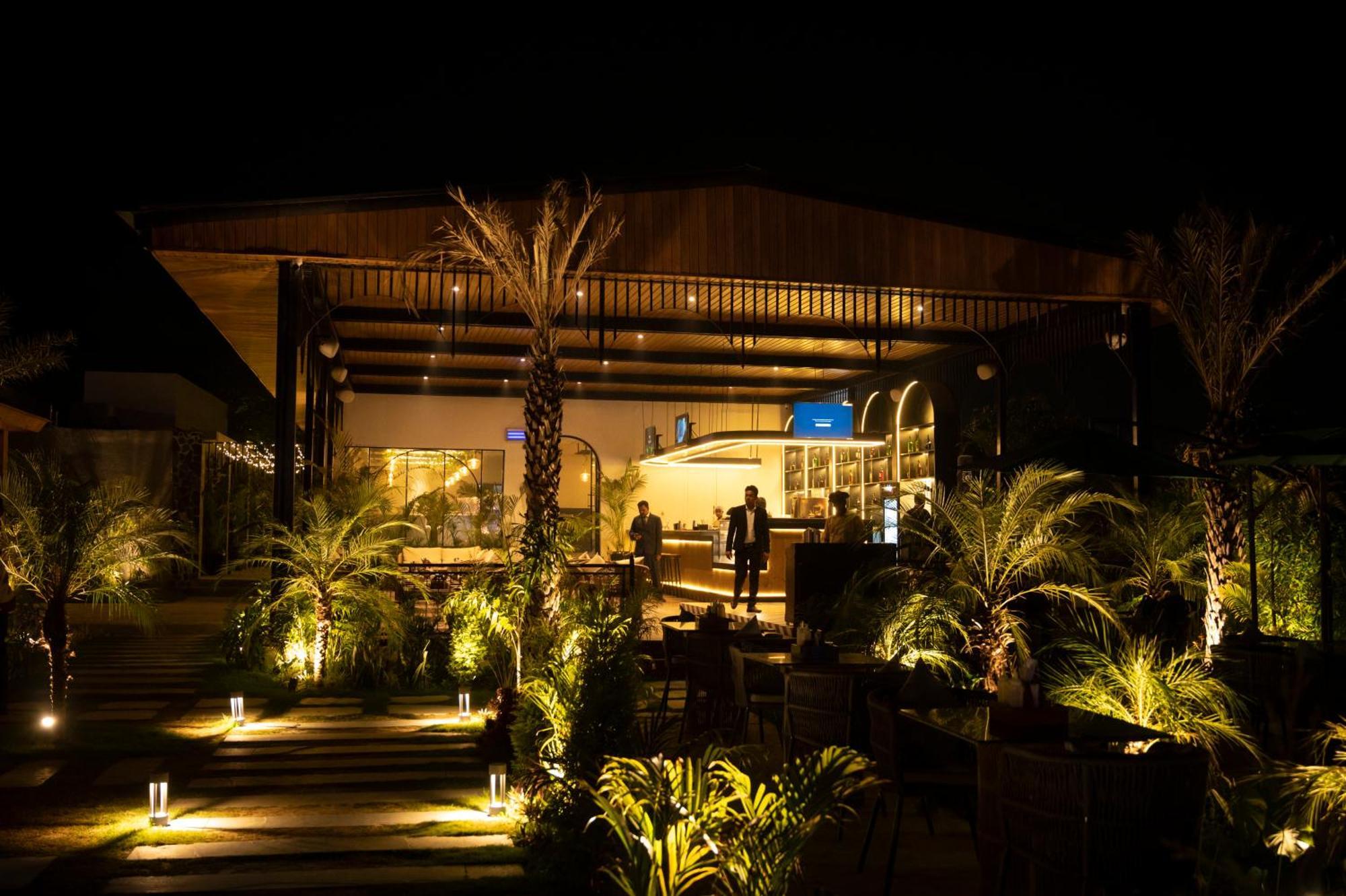 Vintclub Resort Lucknow Zewnętrze zdjęcie