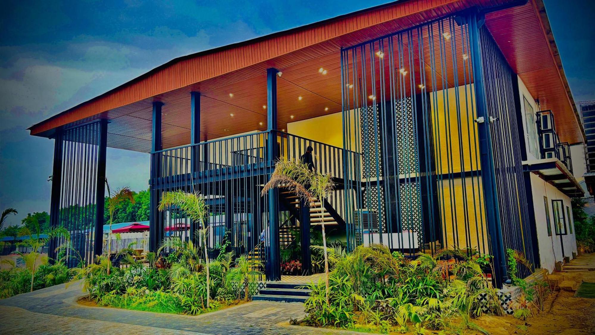 Vintclub Resort Lucknow Zewnętrze zdjęcie